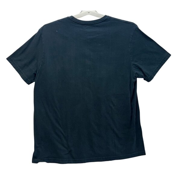 Chaps Mens Silver Anchor Shark Bay Graphic T-Shirt XL 100% Cotton Black faded - Picture 7 of 8